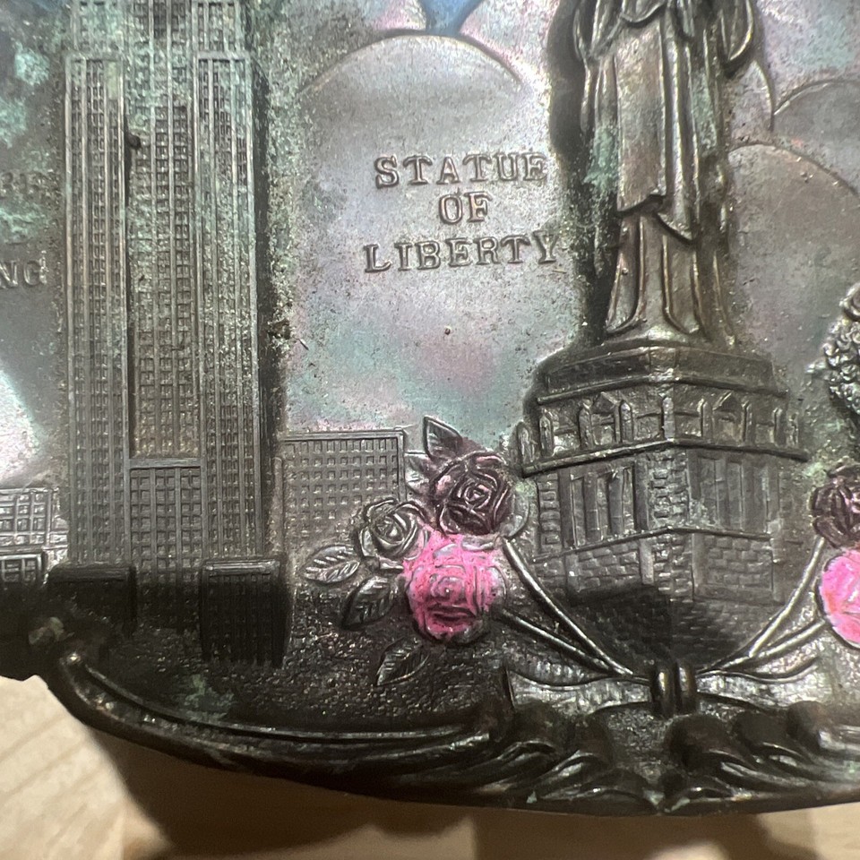 Vintage Souvenir Dish New York City Statue of Liberty Twin Towers metal