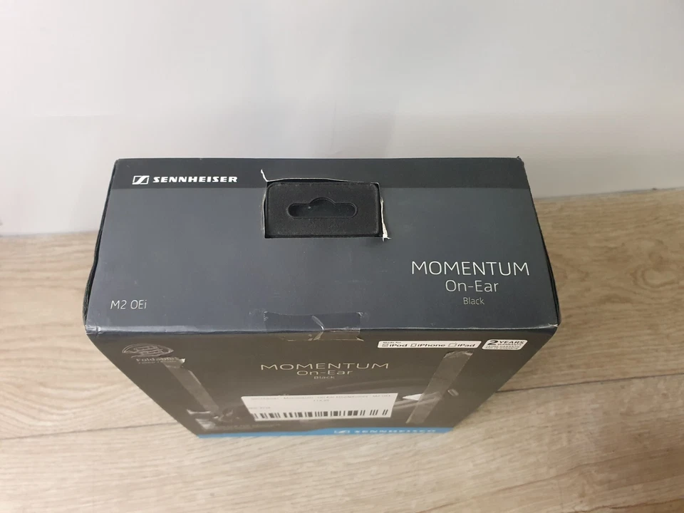 Sennheiser Momentum M2 OEi Foldable On Ear wired Headphones Black 506251 - Image 2 of 4