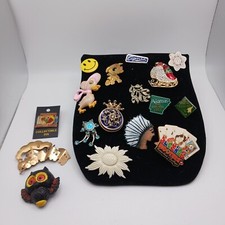 Mixed Lot Of Vintage Pins And Button Religeous Rhinestone Travel Owl Mixed Lot