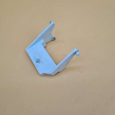 Insignia NS-7CM6-BK microwave door button pusher
