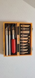 17 Piece Hobby Craft Utility Knife Set In ABS Plastic Storage Case