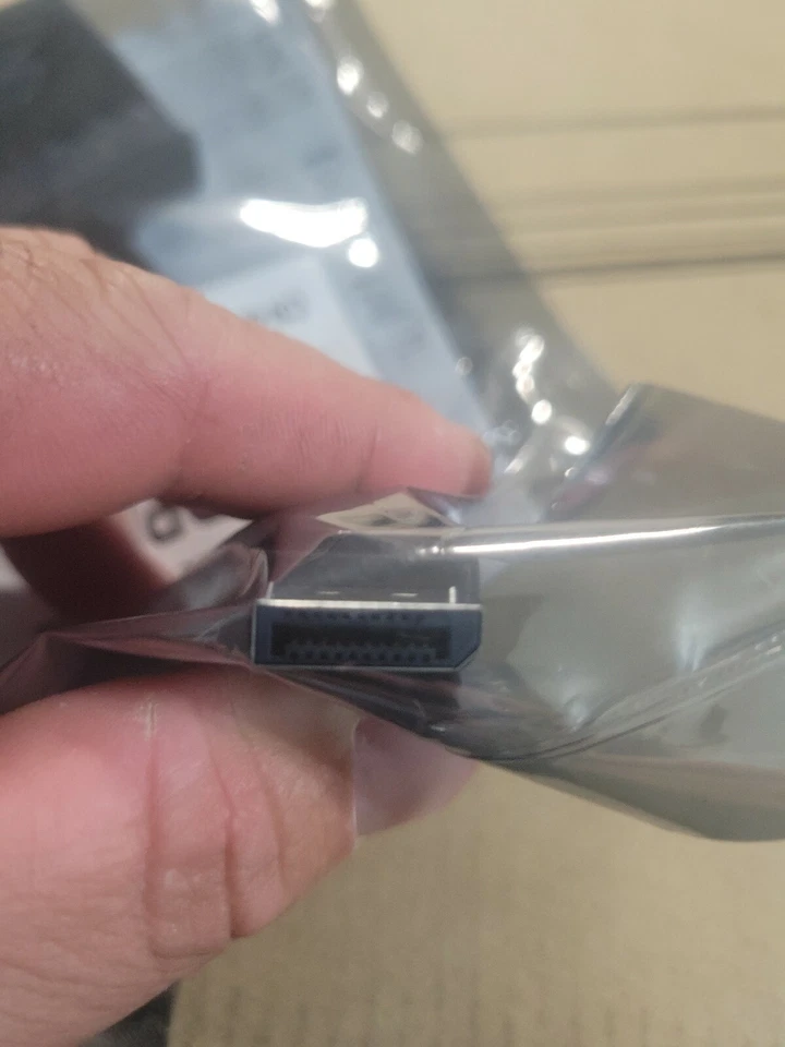 Genuine Dell Display Port Display Port to DVI NEW Single Adapter DP/N: 0KKMYD - Image 4 of 4