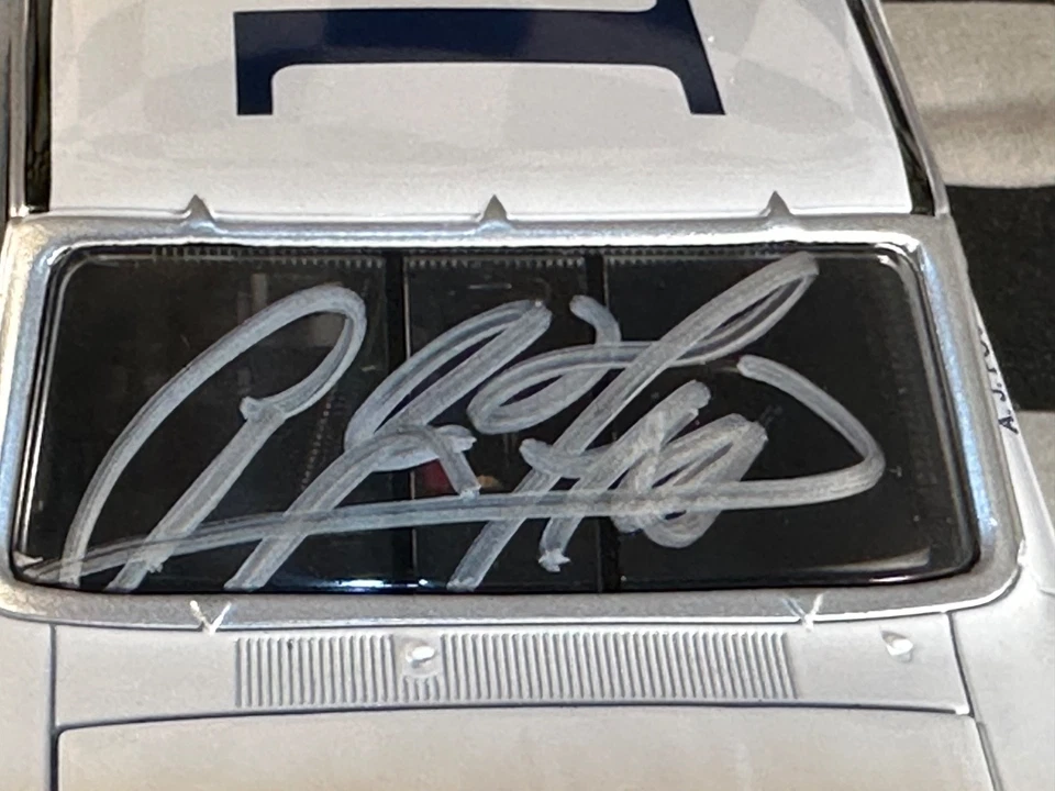 University of Racing Legends 1/24 AJ Foyt Autographed 1969 Torino Cobra #11 - Image 3 of 4