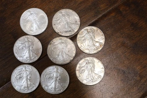 American $1 Silver Eagles BU Lot of (8) coins 2000 (X3) 2004, 2010, 2014 2018(2)