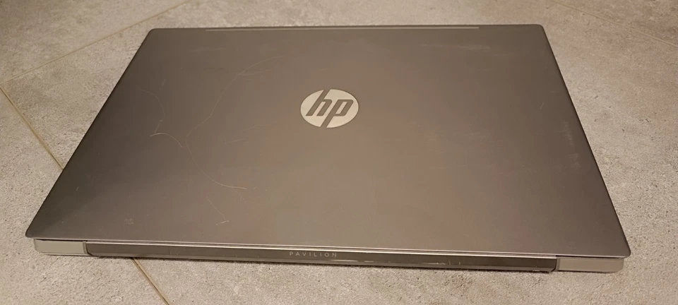 HP Pavilion Model 15-es1102ng- Core i5 8th Gen. - Defekt - Notebook Laptop - Bild 3 von 4