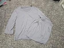 Two Piece Set Lightweight Long-Sleeve Top and Capri - Large