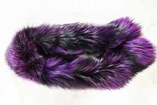col fourrure renard d'élevage (saga fox) couleur violet origine Grèce 
