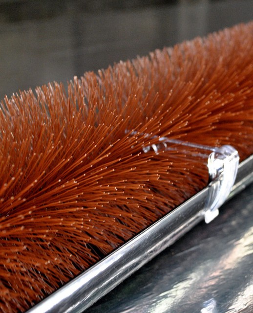 LOWEST PRICED GENUINE HEDGEHOG GUTTER BRUSH Leaf Guard 100mm Black