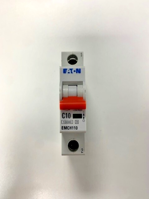 EATON 10 AMP CURVE C 10kA MCB CIRCUIT BREAKER - EMCH110