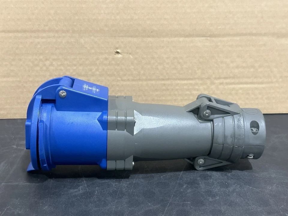 PASS & SEYMOUR PS560C9-W PLUG 60A 3PH 120/208VAC ***USED - GUARANTEED*** - Image 2 of 4