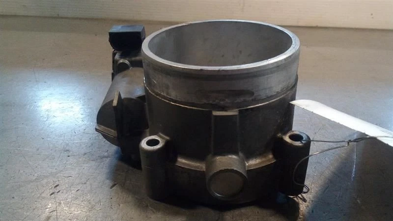 Cuerpo del acelerador de Porsche Cayenne 2004 4,5 L 7773947 Foto 4 de 4