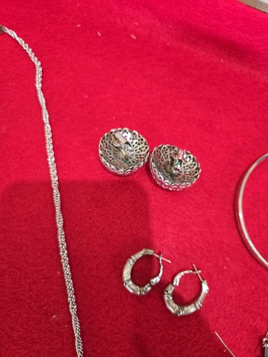 Lotto gioielli vintage Trifari tono argento 13 pezzi - Foto 8 di 20