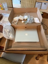 Apple MacBook 12in 2017 Core m3 1.1GHz 8GB 256GB SSD Silver USB-C