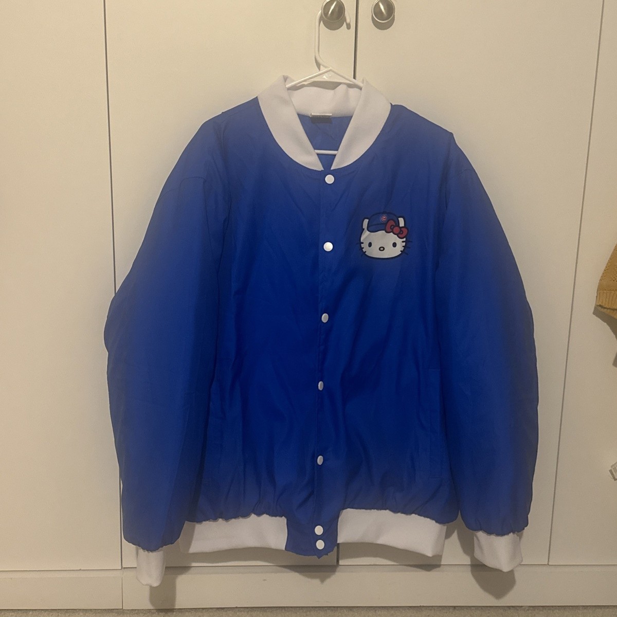 HELLO KITTY DIMMOIRE フルジップジャケット HELLO KITTY DIMMOIRE フルジップジャケット - メルカリ
