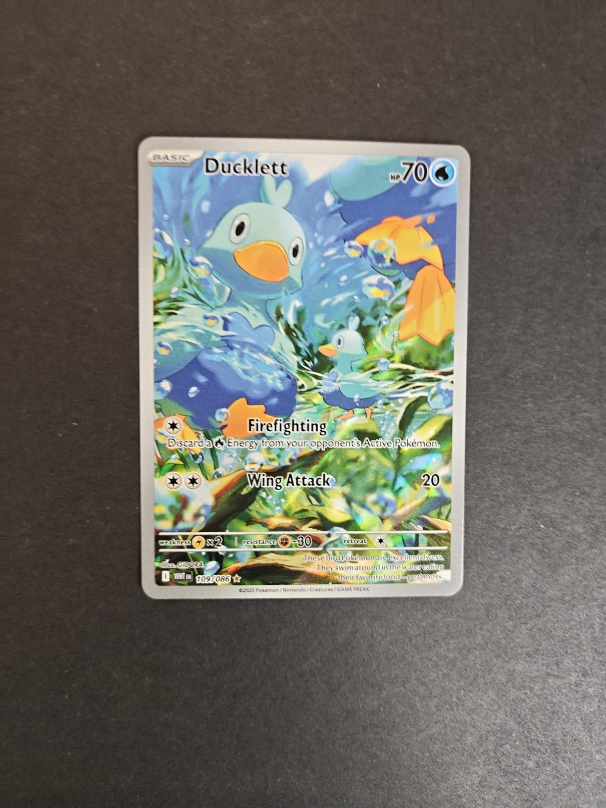 Ducklett 109/086 Sv: White Flare Holo