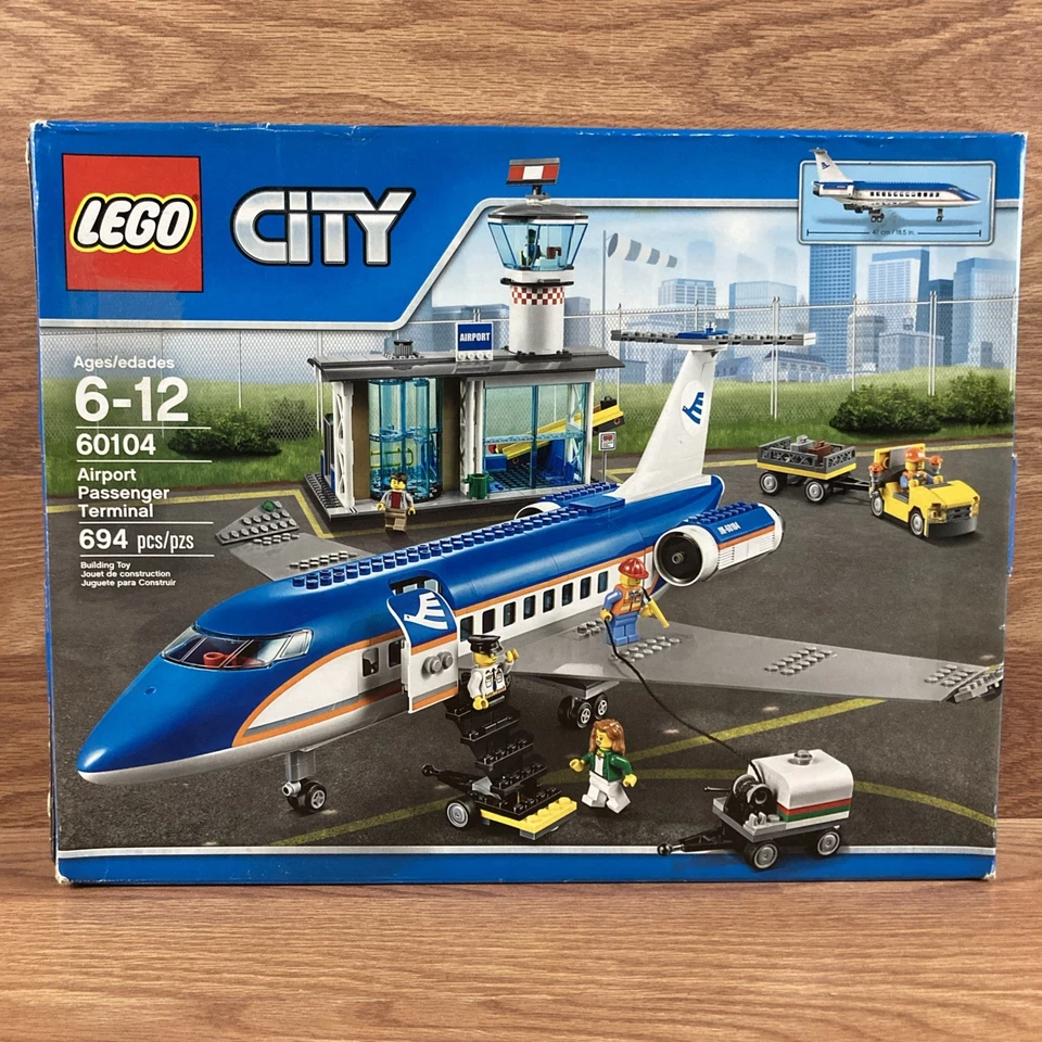 LEGO 60104 CITY Airport Passenger Terminal - Retired - New Open Imperfect Box - Image 4 of 4