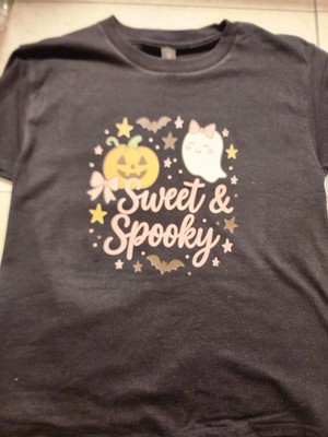 Sweet & Spooky Kids Size Small Halloween Pumpkin & Ghost Trick or Treat T-Shirt