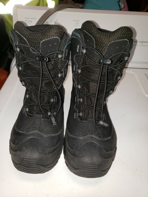 columbia boys winter boots