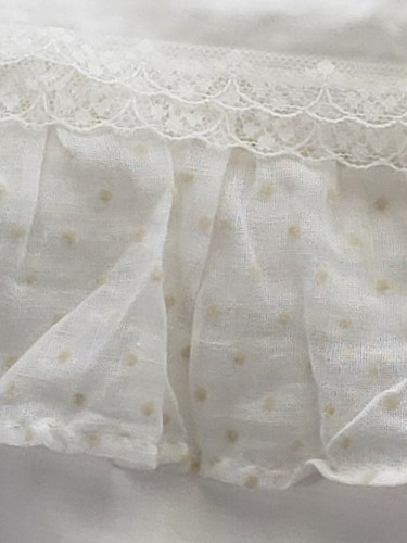 Nueva Hoja Plana Nicole Miller King con Volantes Lunares Encaje Blanco Algodón Nuevo Sin Etiquetas - Imagen 6 de 8