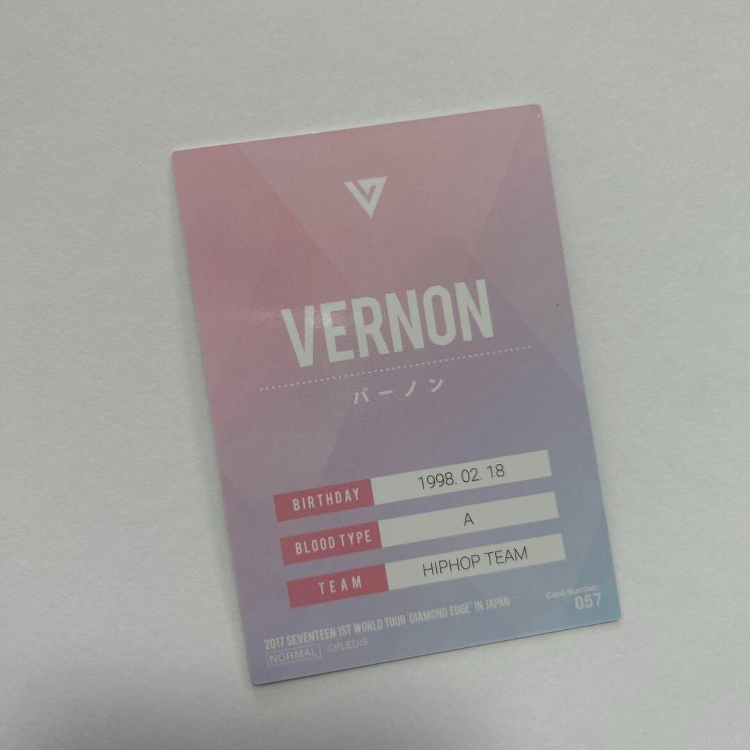 SEVENTEEN サイン　バーノン SEVENTEEN バーノン 直筆サイン入りトレカ - メルカリ