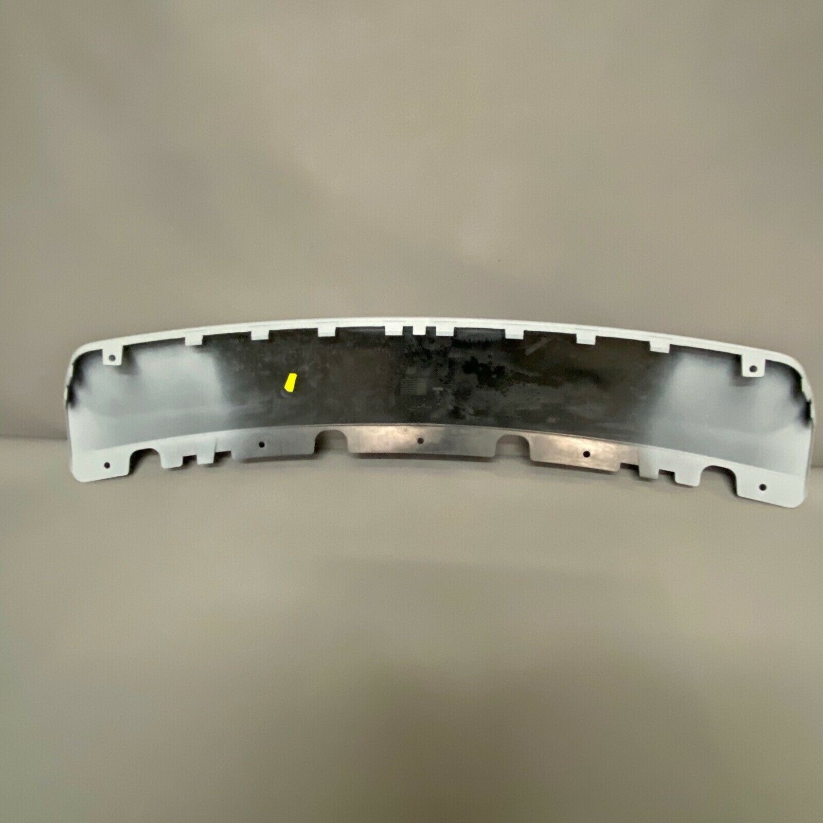 MASERATI GHIBLI FI05 REAR CENTRAL LOWER TRIM VALANCE 2018 2019 2020 673008197