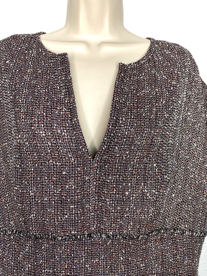 Vestido Vaina Escada Negro Tweed Cuello en V Sin Mangas Flecos Talla 44 Foto 2 de 4