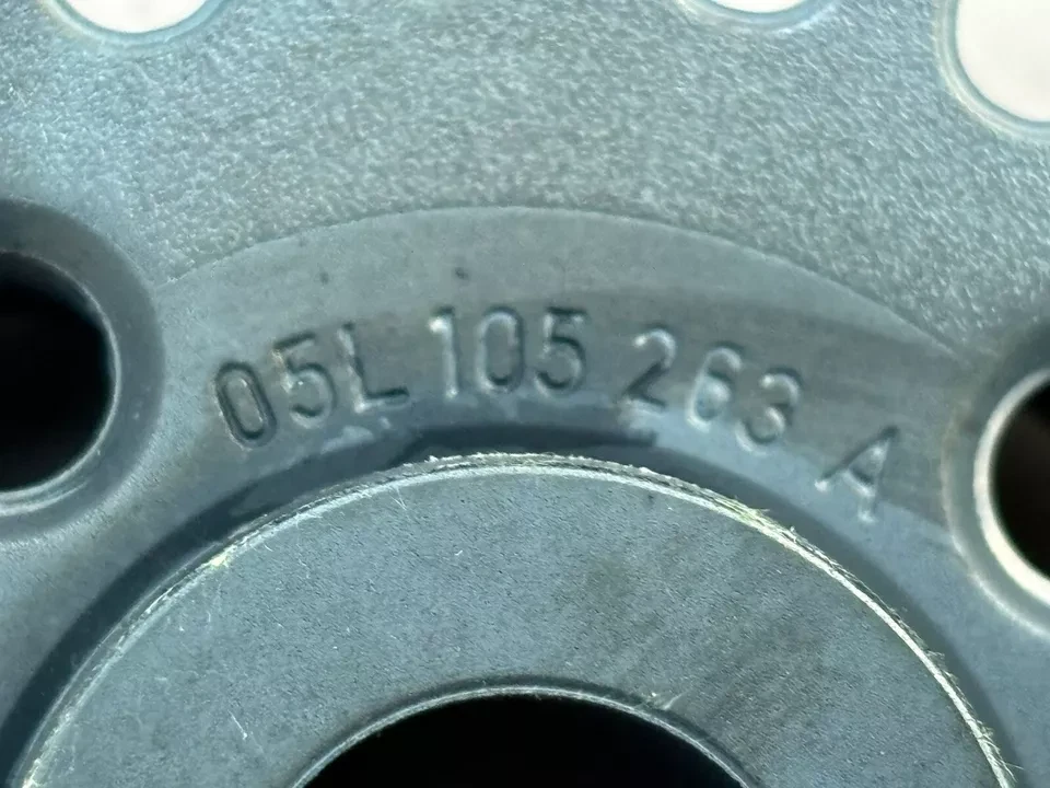 VW/AUDI/SEAT/SKODA CRANKSHAFT GEAR TIMING SPROCKET PULLEY 05L105263A - Image 4 of 4