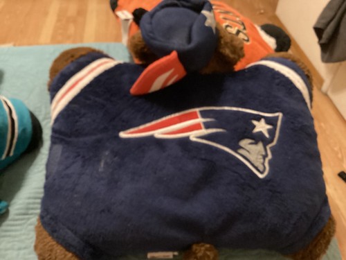 PILLOW PETS PILLOWS/GIANTS,SHARKS,PATRIOTS,BUCKEYES, C. TIDE $4.00 - Picture 6 of 12