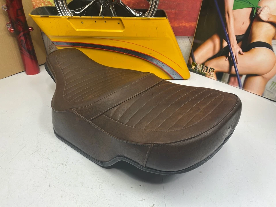 77-80 Harley FL FLH Brown Comfort Flex Seat With Handrail Shovel Vintage OEM - Image 3 of 4
