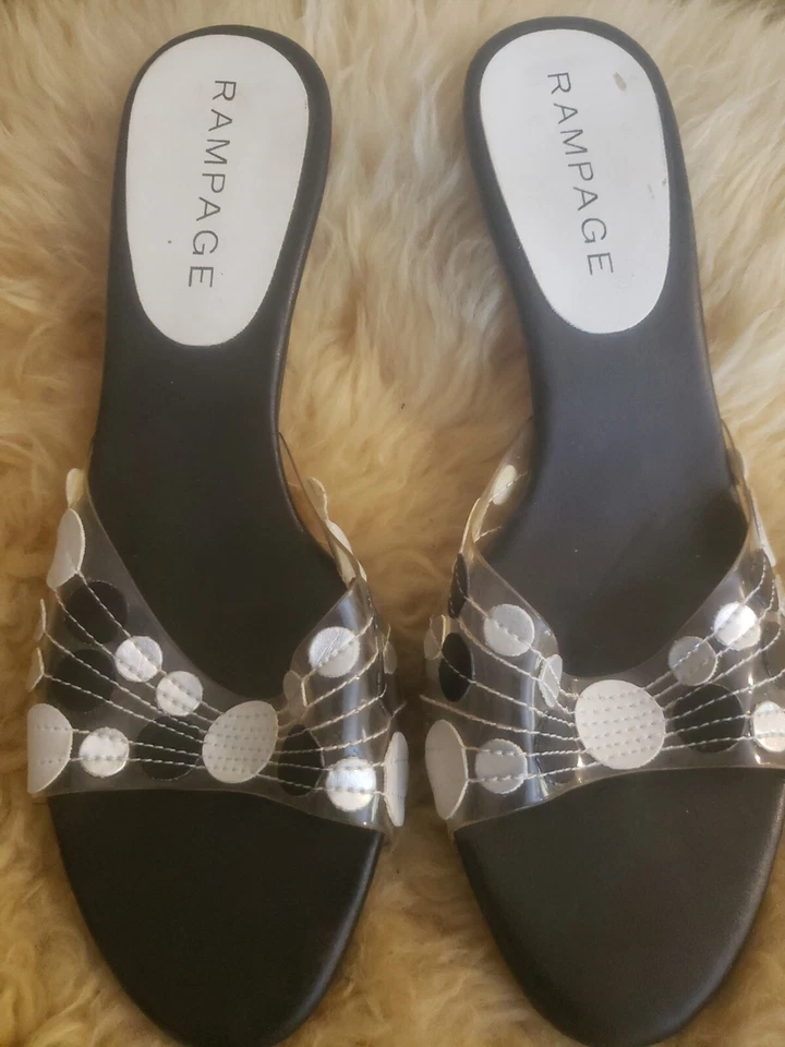 Сандалии диско Rampage размер 7.  Милый дизайн в горошек.  Отличное состояние товара  - Изображение 2 из 4