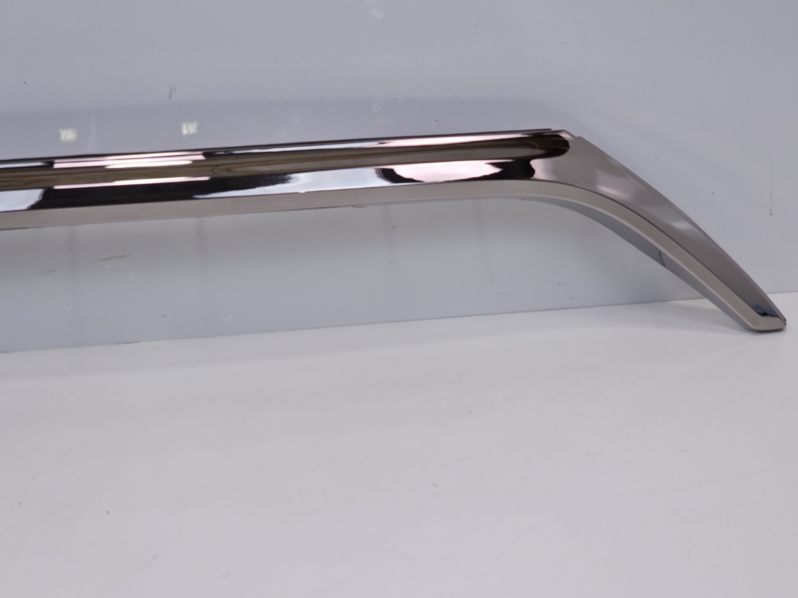 2015 2016 2017 CAMRY Molding Deck Trunk Lid Trim Garnish Molding Chrome