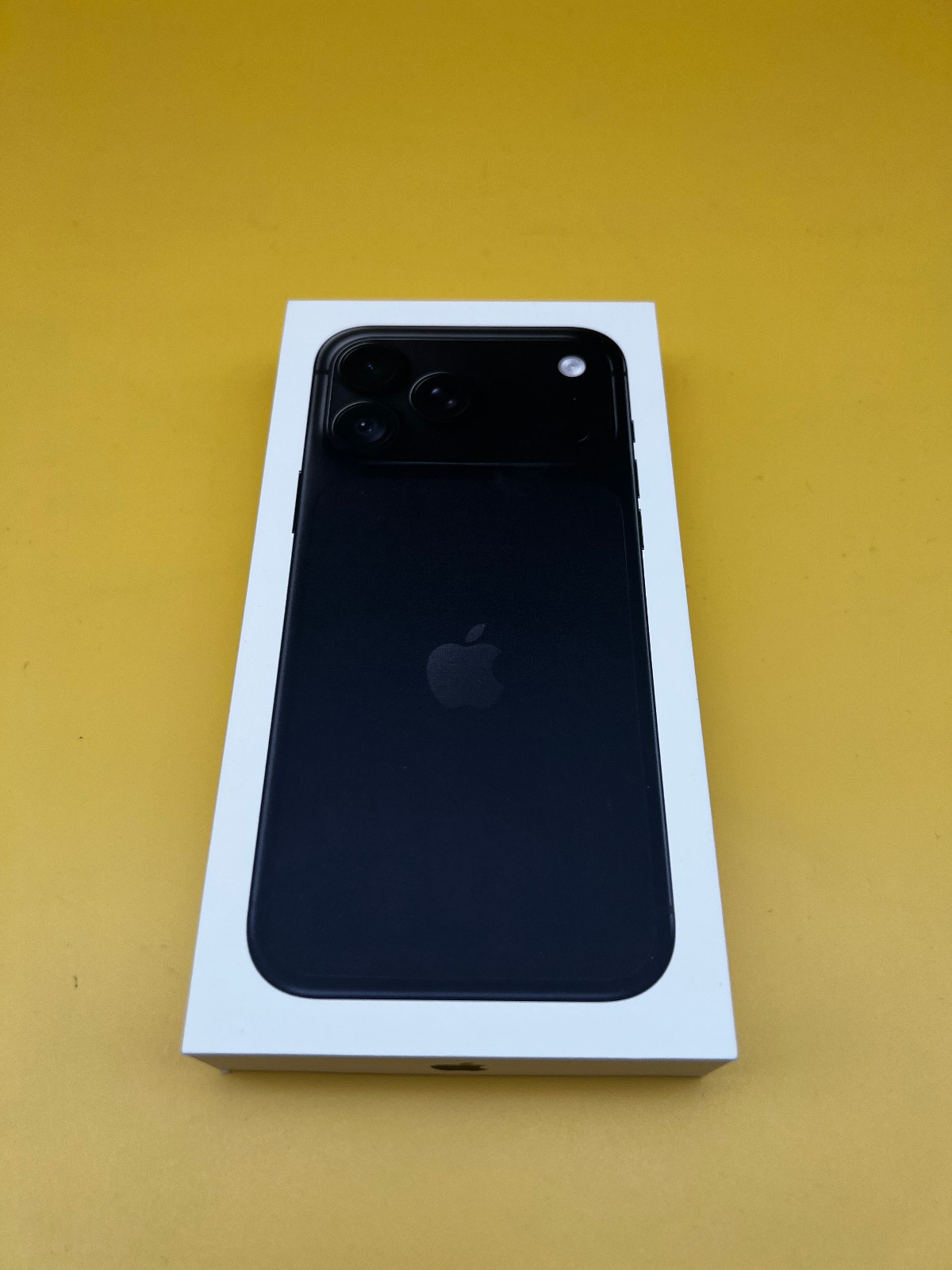 Apple iPhone 18 Pro Max - Schwarz - 256 GB | Neu | Händler -differenzbesteuert - Bild 13