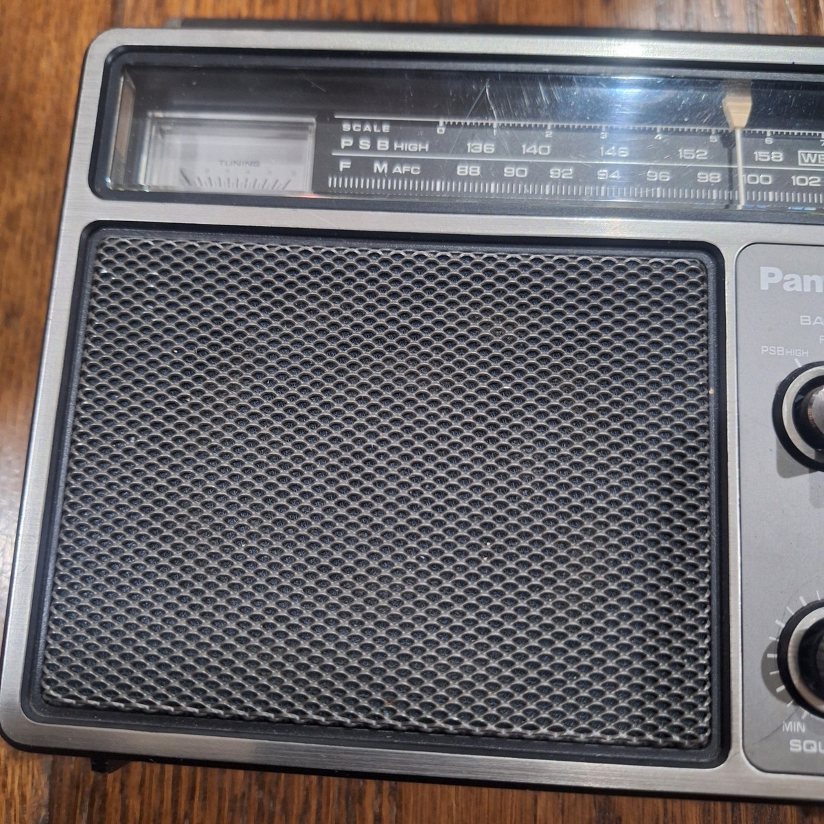 Vintage Panasonic RF-1090 AM FM Portable Radio Made in Japan Works
