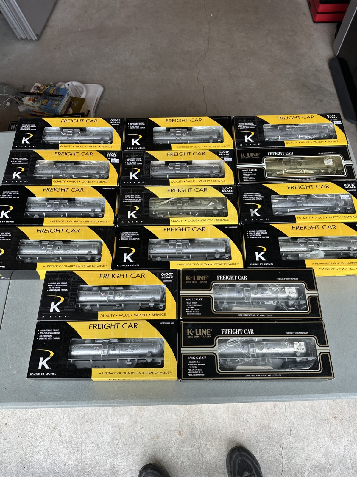 LOT OF 16 K-LINE 0/027 GUAGE TRAIN CARS With Boxes Quarter Tanker Cars NIB