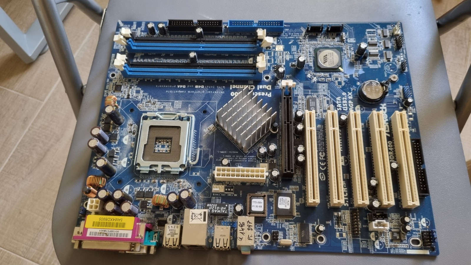 Lotto PC Retro Socket 775 ASRock Pentium 4 630 Radeon 9250 DDR400 AGP