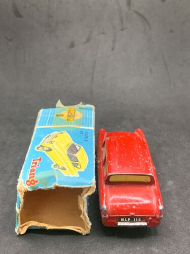 Spot On #213: Ford Anglia with Original Box and Data Card - Picture 4 of 8