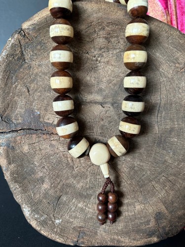 Old Chinese Carved Wooden & Ox Prayer Beads …beautiful collection and display - Picture 11 of 20