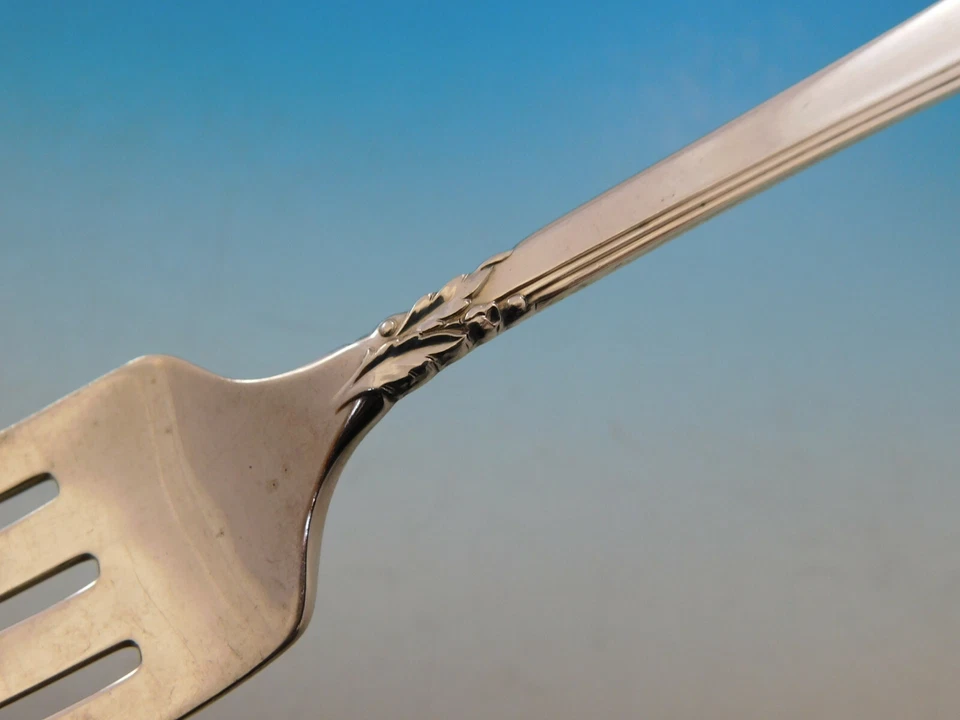 Juego de cubiertos Damask Rose de Oneida de plata de ley para 12 servicio 53 piezas Foto 4 de 4