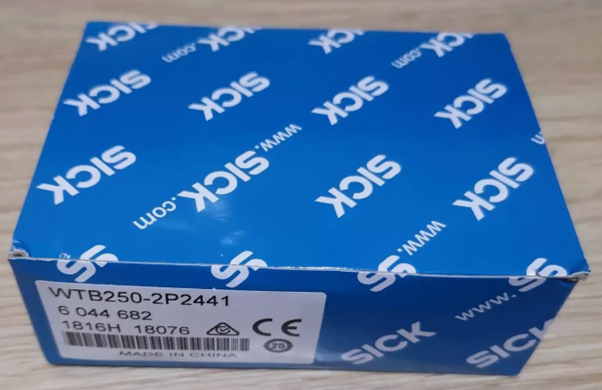 Sensore Automazione E18 Sensore Fotoelettrico E18 B03P1 - Interruttore IR PNP Per Automazione Sensore Automazione E18 Sensore Fotoelettrico E18 B03P1 - Interruttore IR PNP Per Automazione