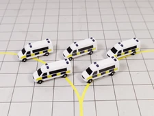 5x POLICE VANS/MINIBUS Emergency Airport GSE 1:200 Scale Diorama Vehicles
