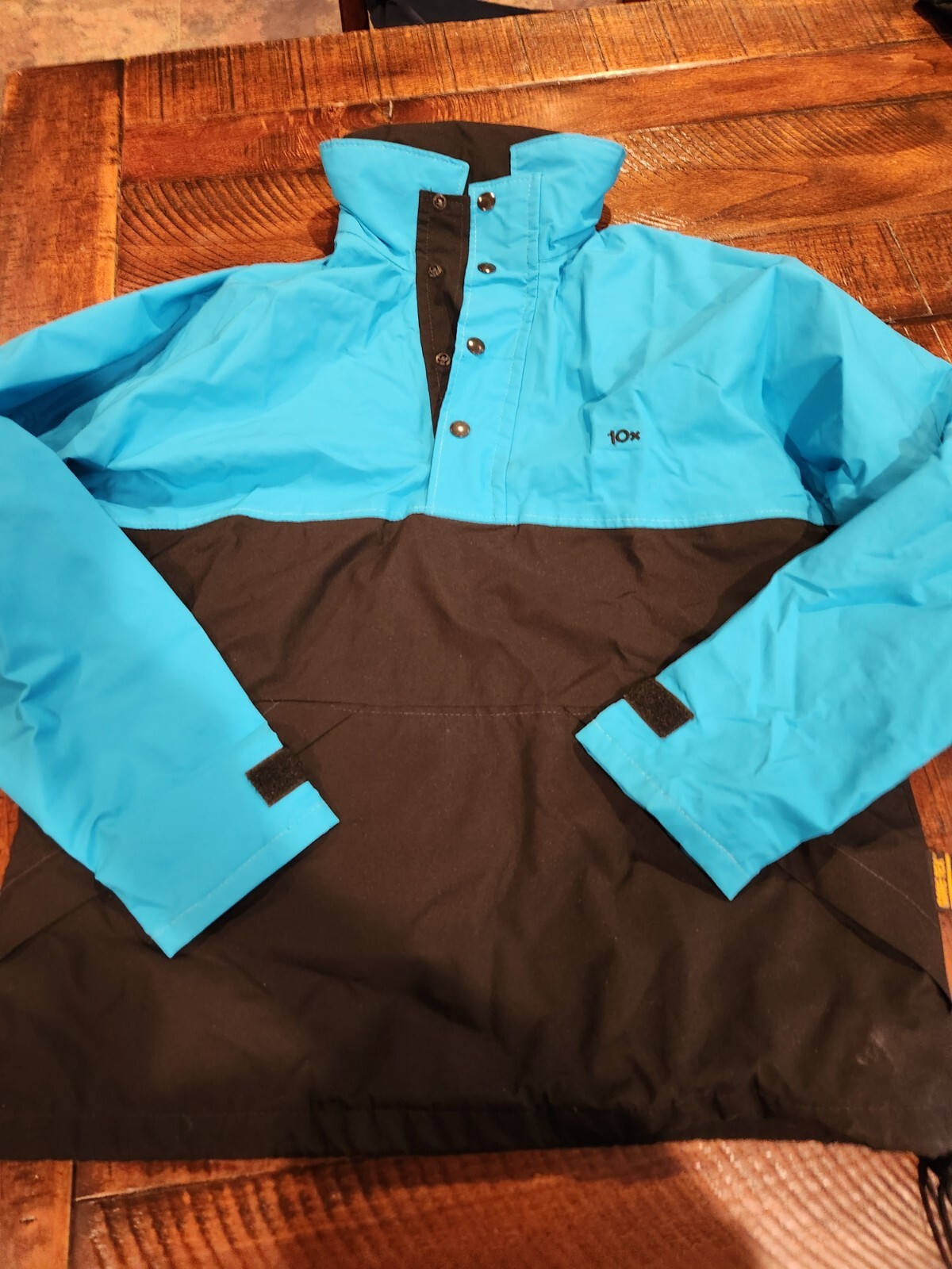 10x womens pullover jacket gortex- small - image 1