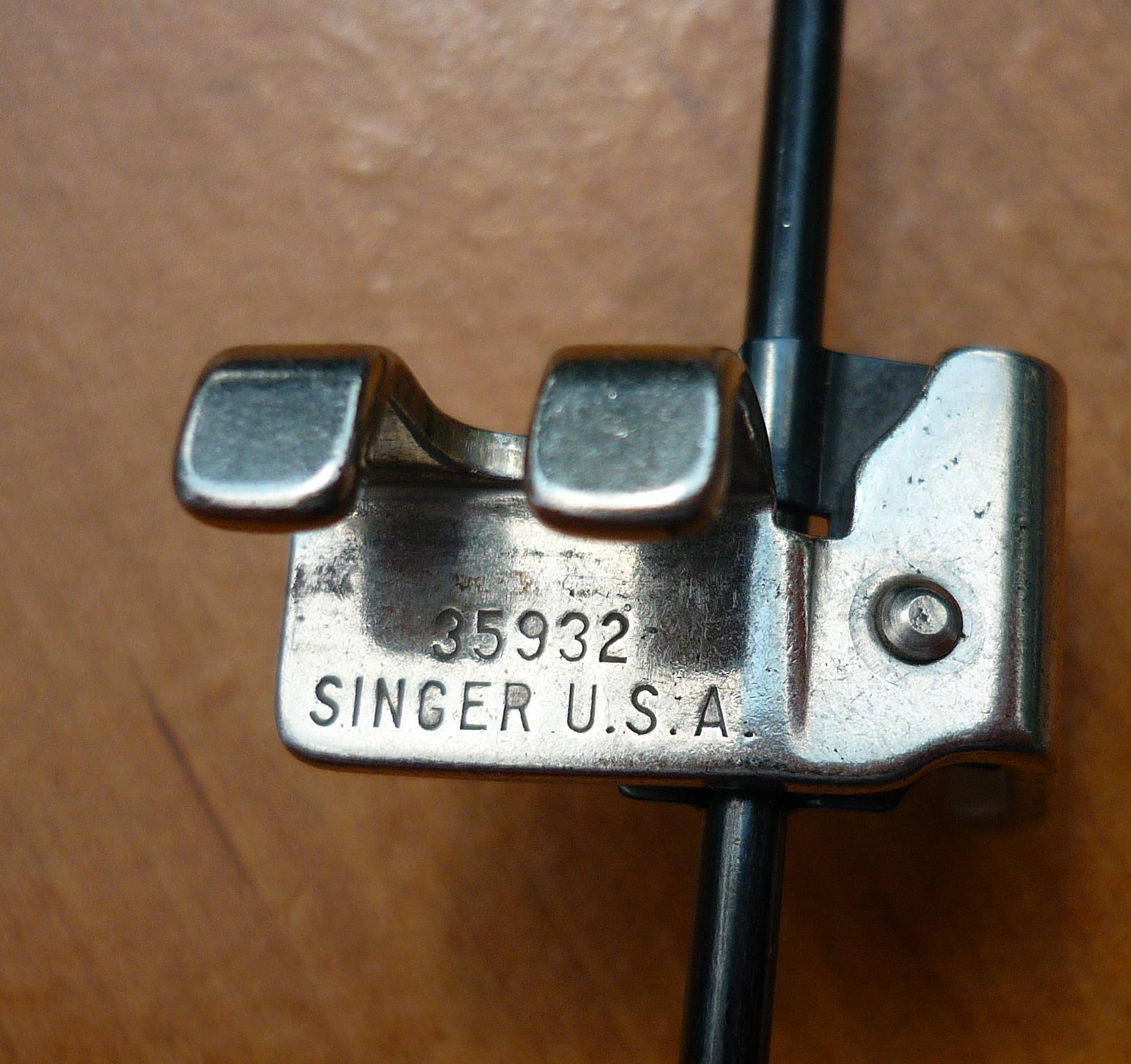 Singer Simanco 35932 Patchwork Quilting Foot w/ Guide Blackside