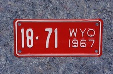1967 Wyoming MOTORCYCLE License Plate # 18 - 71