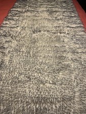 PAWS.Com Faux Fur Pet Protector Bed Runner 30X84  Queen White w/Blue Accs. Sturdy