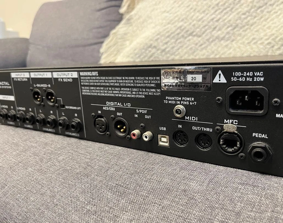Fractal Audio Axe FX II MKii 2 Effect Rack Used Tested Working w/power cable - Image 3 of 3