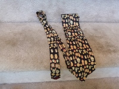 ~LOEWE ARTESANIA ESPANOLA 100% Silk Necktie Tie Black w/ Pottery Vases ITALY