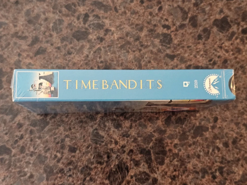 BRAND NEW Time Bandits (VHS; 1994) Sean Connery RARE Sealed OOP Watermarks - Image 3 of 4