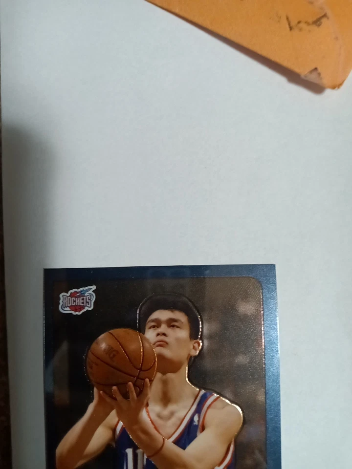 Yao Ming 2002-03 Topps Chrome Rookie Card No. 146 Asian - Image 3 of 4