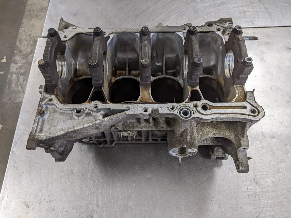 Engine Cylinder Block For 06-08 Toyota Rav4 2.4 1142028021 - Image 2 of 4