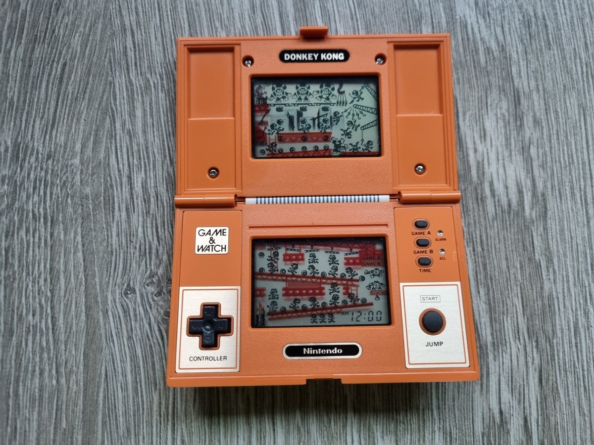 Nintendo Game & Watch Game - DONKEY KONG - 37188156 **INCLUDES 2